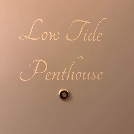 Lowtide Penthouse, Gezellig Duplex Appartement, Met Lift En Ruim Terras Апартаменты *